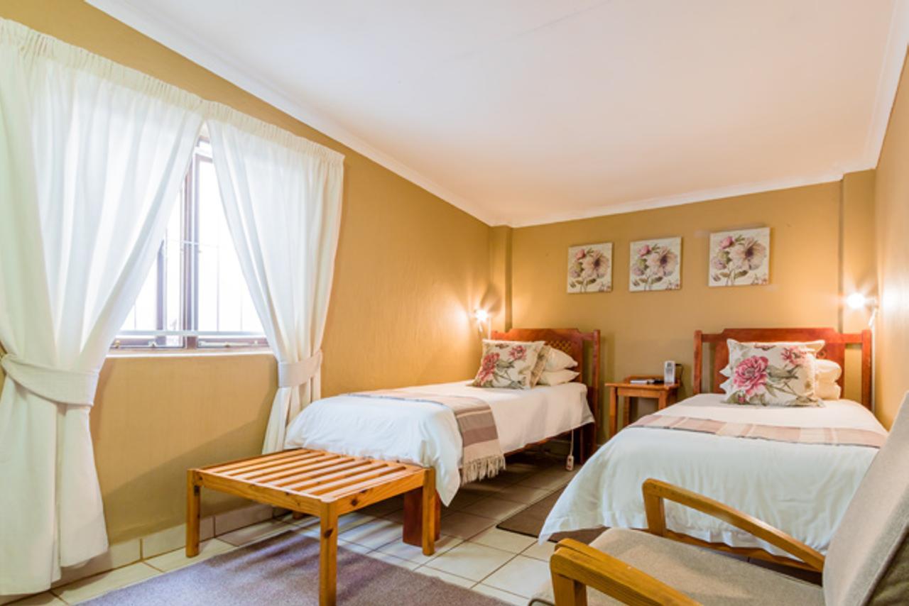Nanna Rous' Town House Bed & Breakfast Colesberg Exterior photo